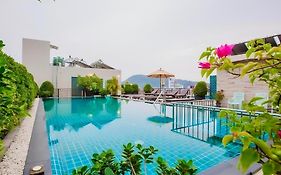 77 Patong & Spa